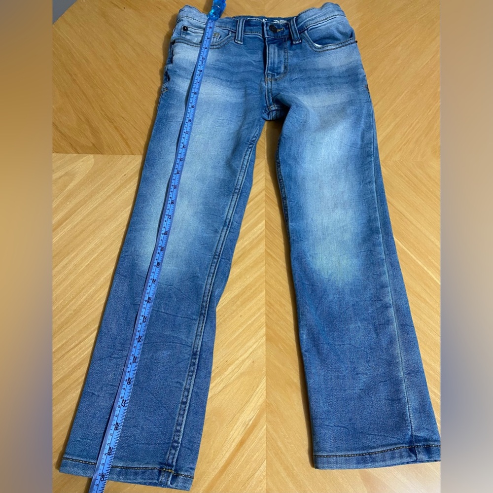 Boy’s SLIM  CAT & JACK  SUPER STRECH  Jeans size 8